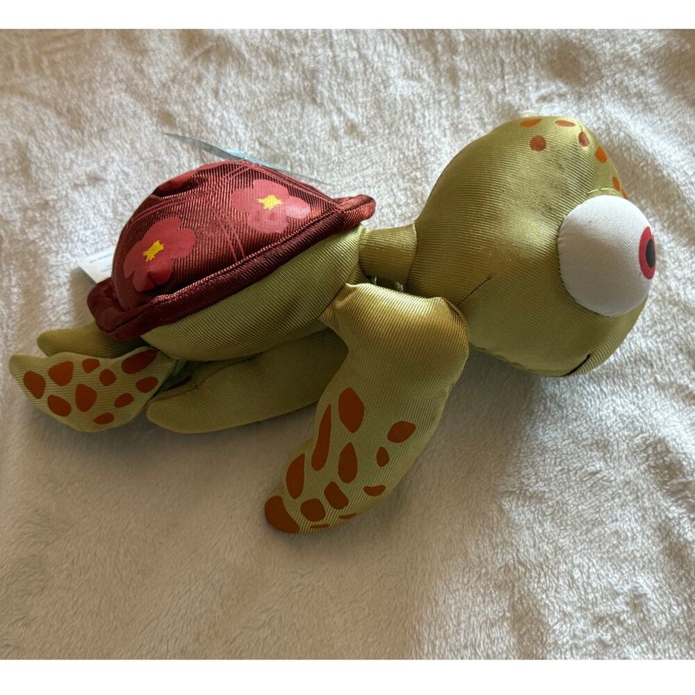 NWT Vintage Disney Finding Nemo Squirt Plush Turtle